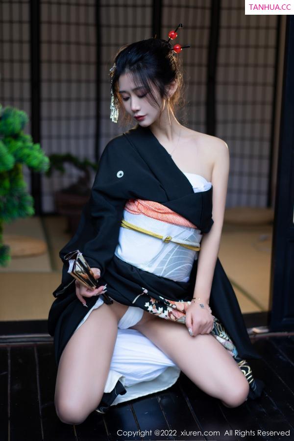 laura阿姣  [XiuRen]高清写真图 2022.11.30 No.5932 laura阿姣 和服美腿第32张图片